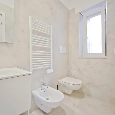 Dimora Re Umberto Apartment *